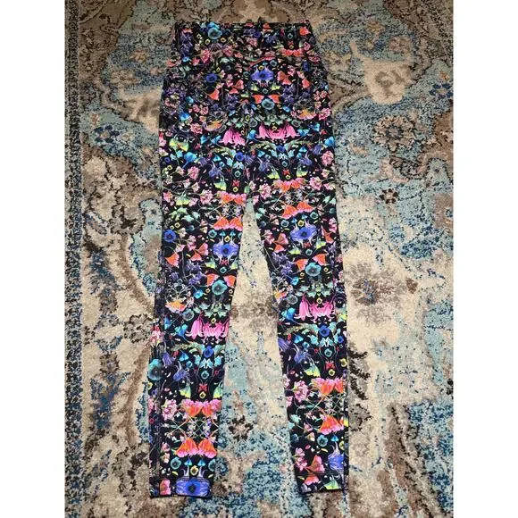 Lululemon tight - Picture 4 of 5